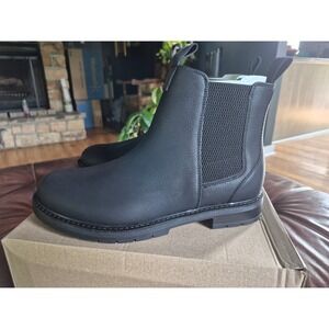 Portland Boot Company Men's Size 11W Black Chelsea Boots Lug Sole Pull On Wide